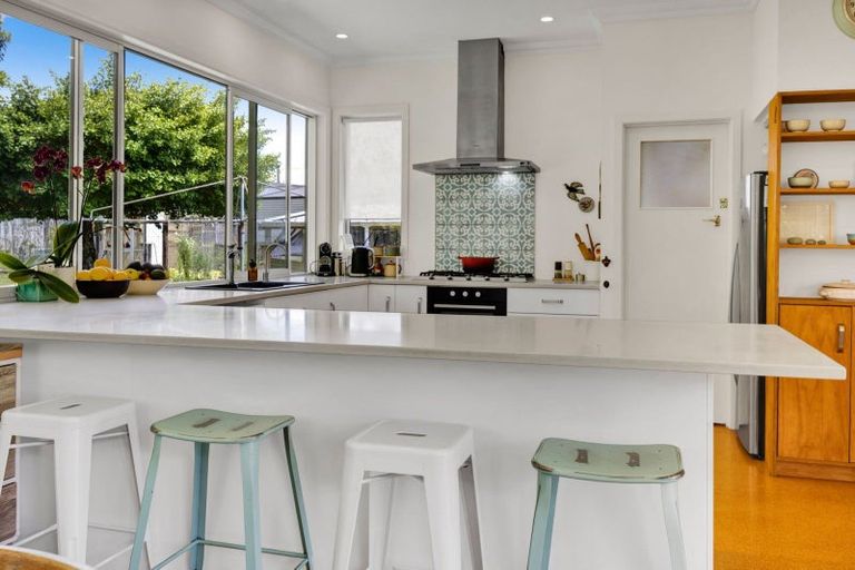 Photo of property in 35 Kelly Street, Inglewood, 4330