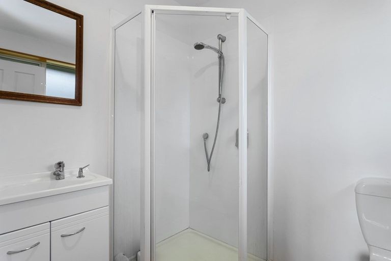 Photo of property in 1465 South Eyre Road, Swannanoa, 7476