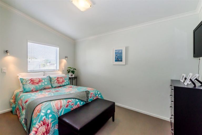 Photo of property in 4/1 Marine Parade, Paraparaumu Beach, Paraparaumu, 5032