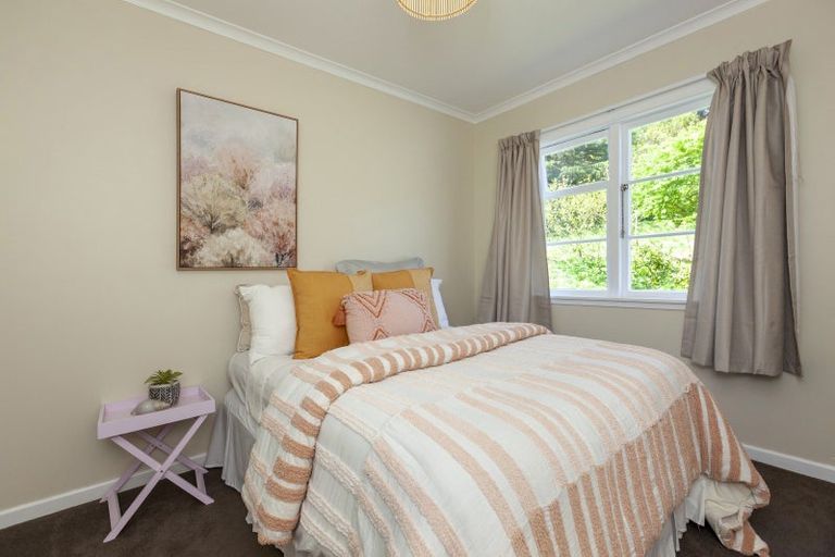 Photo of property in 54 Matai Road, Raumati South, Paraparaumu, 5032