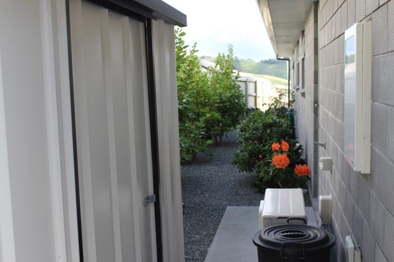 Photo of property in 210 Waikite Road, Welcome Bay, Tauranga, 3175