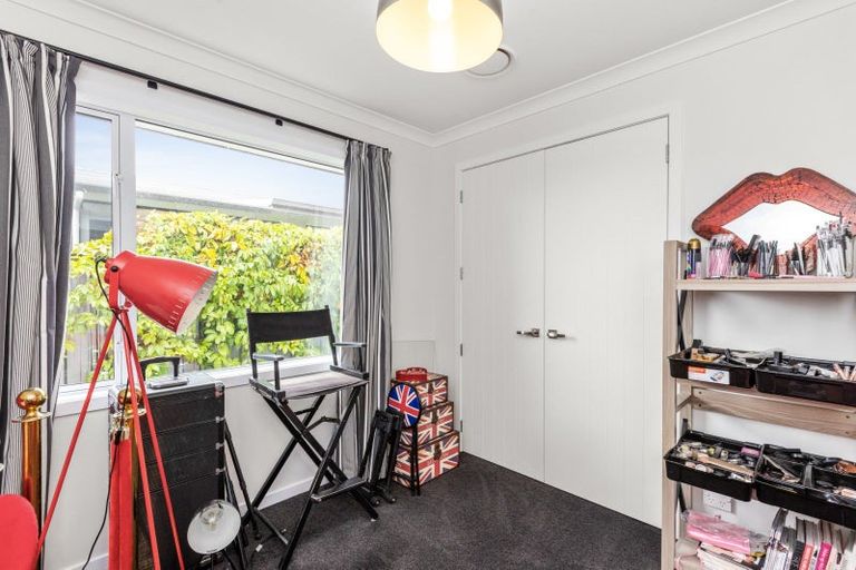 Photo of property in 24 Rakaia Way, Poraiti, Napier, 4112