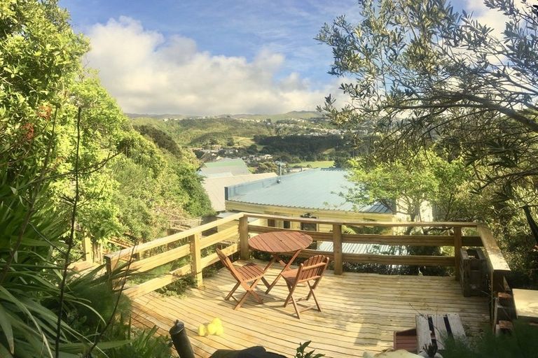 Photo of property in 40 Jackson Street, Island Bay, Wellington, 6023