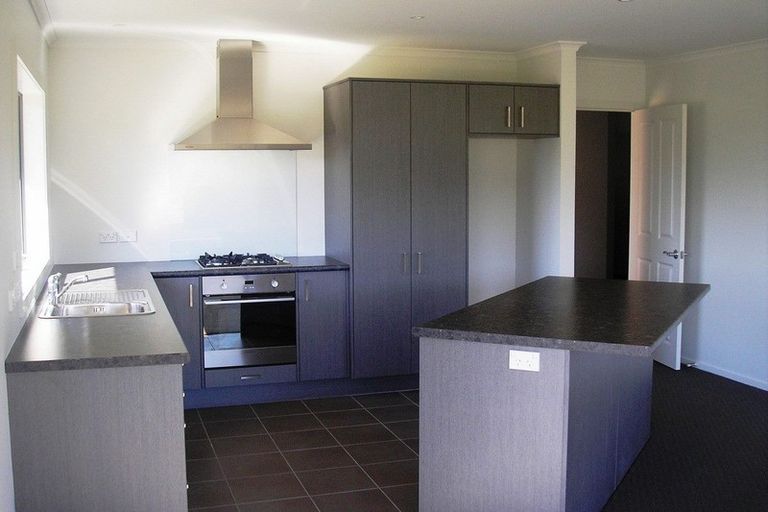 Photo of property in 93 Lincoln Road, Carterton, 5713