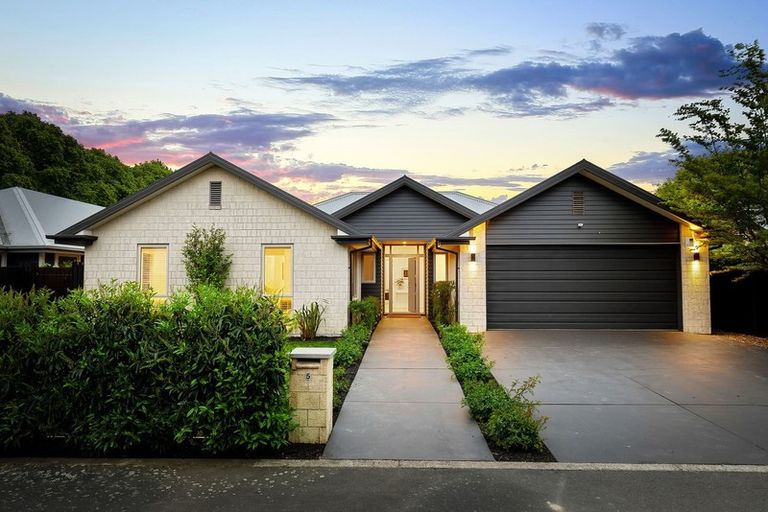 Photo of property in 5 Levinge Lane, Hillmorton, Christchurch, 8024