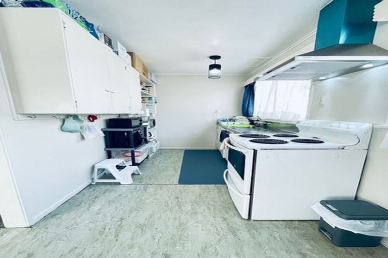 Photo of property in 7 Aratonga Avenue, Greenlane, Auckland, 1051