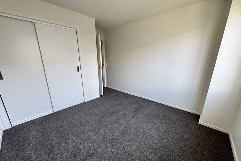 Photo of property in 102/28b Eileen Newey Place, Henderson, Auckland, 0612