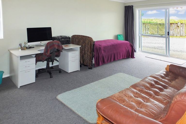 Photo of property in 24 Bergin Road, Foxton, 4814