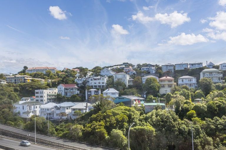 Photo of property in Terrace Tower Apartments, 8e/126 The Terrace, Wellington Central, Wellington, 6011