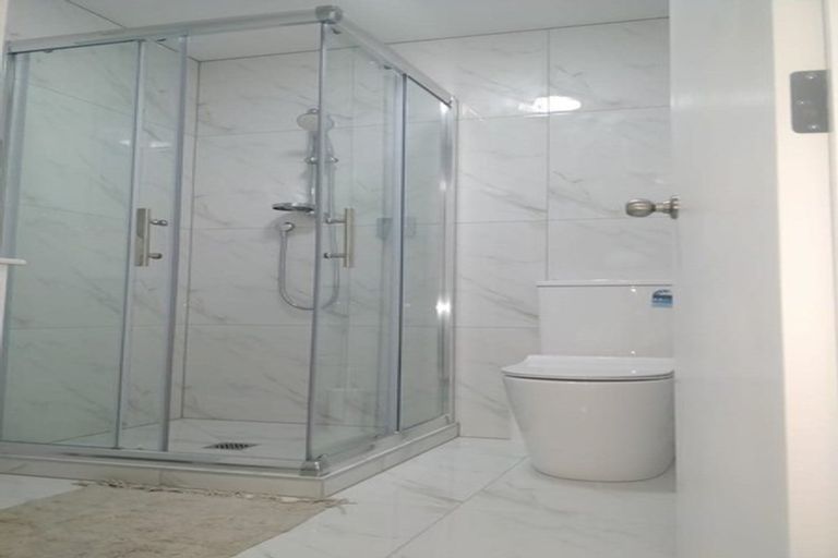 Photo of property in 91 Kamara Road, Glen Eden, Auckland, 0602