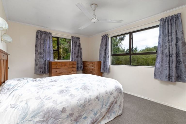 Photo of property in 365 Bluff Rangitumau Road, Rangitumau, Masterton, 5871