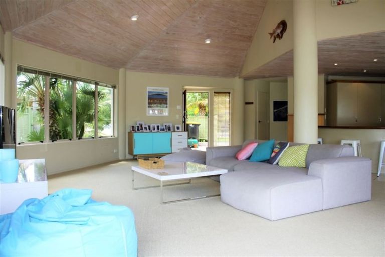 Photo of property in 127 Motu Capri, Pauanui, Hikuai, 3579