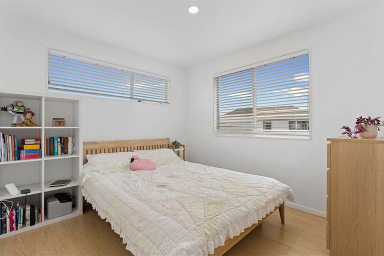 Photo of property in 48 Childers Road, Ranui, Auckland, 0612