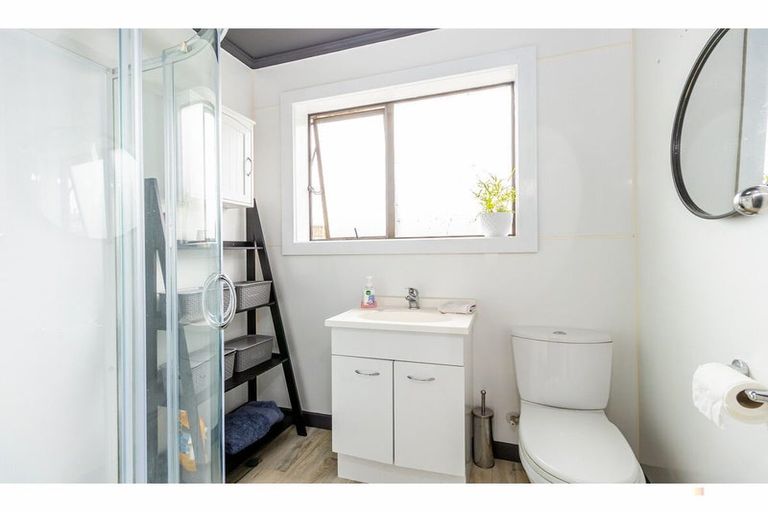 Photo of property in 27 Tweedy Street, Marchwiel, Timaru, 7910