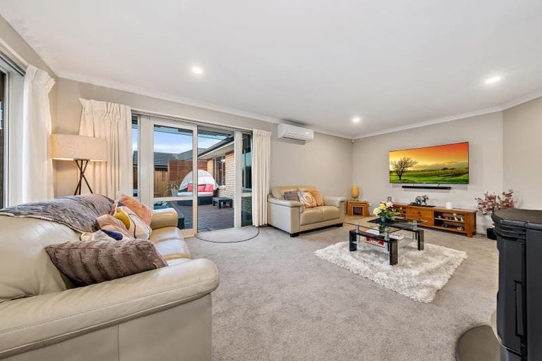 Photo of property in 52 Bibiana Street, Aidanfield, Christchurch, 8025