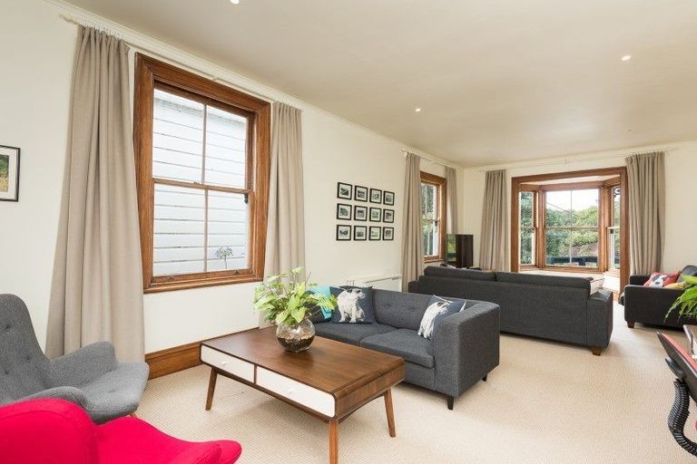 Photo of property in 23 Patanga Crescent, Thorndon, Wellington, 6011