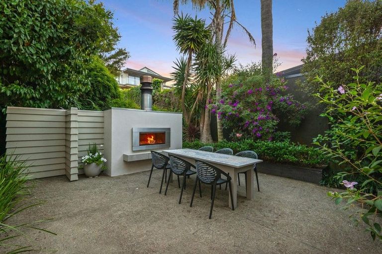 Photo of property in 1/56 Castor Bay Road, Castor Bay, Auckland, 0620