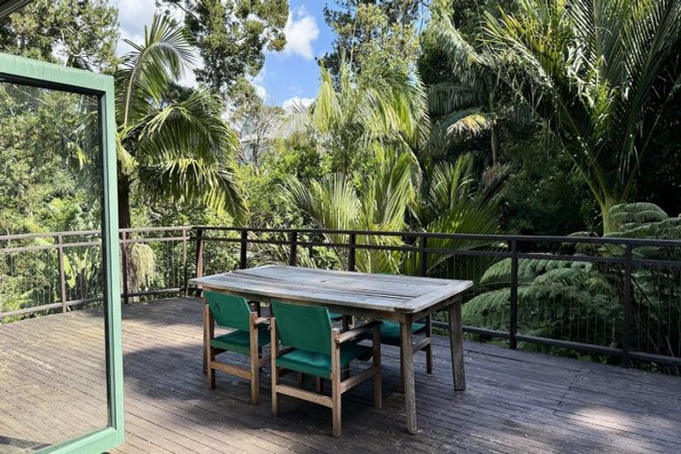 Photo of property in 107 Hadfield Street, Beach Haven, Auckland, 0626