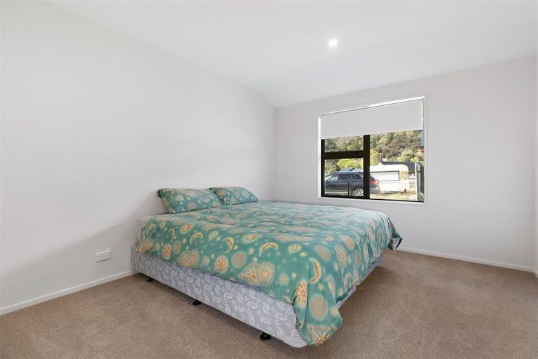 Photo of property in Luggate Park, 20 Cooper Crescent, Luggate, Cromwell, 9383