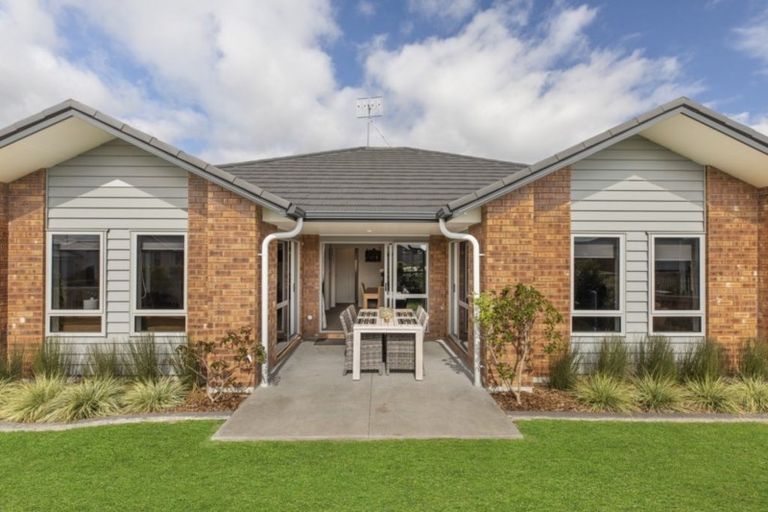Photo of property in 3 Tuaia Street, Pyes Pa, Tauranga, 3112