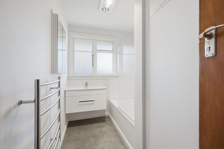 Photo of property in 145 Langdons Road, Northcote, Christchurch, 8052