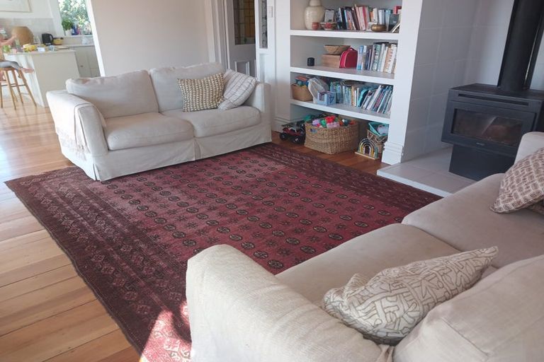 Photo of property in 129 Chaucer Road, Hospital Hill, Napier, 4110
