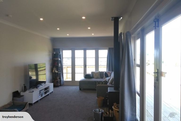 Photo of property in 448 Koputaroa Road, Koputaroa, Levin, 5575