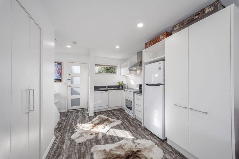 Photo of property in 130 Sherborne Street, St Albans, Christchurch, 8014