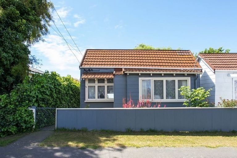 Photo of property in 70 Caledonian Road, St Albans, Christchurch, 8014