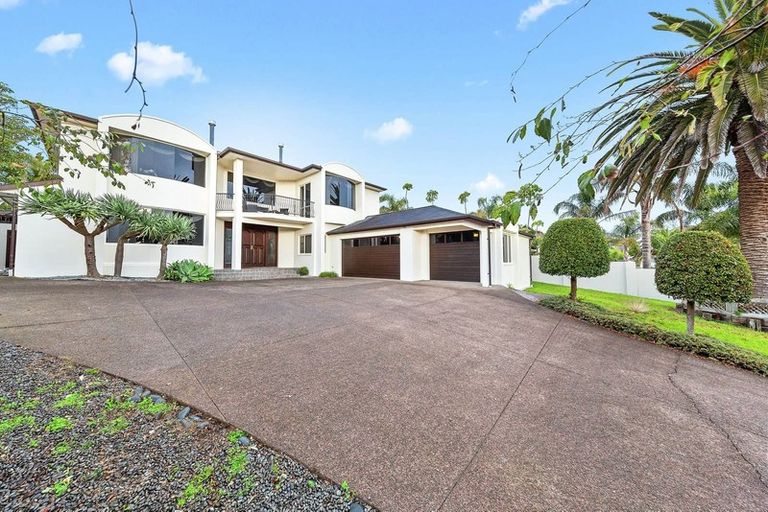 Photo of property in 56 Manor Park, Sunnyhills, Auckland, 2010