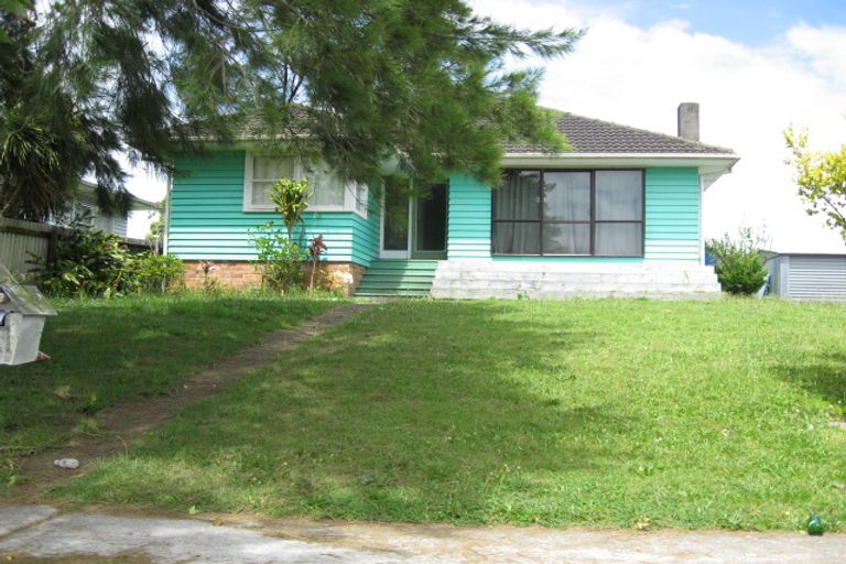 Photo of property in 17 Friesian Drive, Mangere, Auckland, 2022