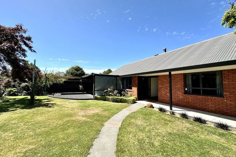 Photo of property in 10 Nixon Street, Tinwald, Ashburton, 7700