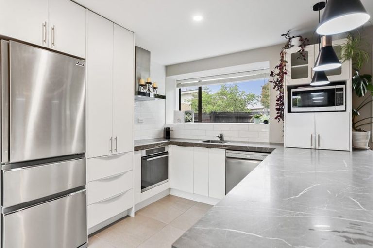 Photo of property in 1/5 Merrin Street, Avonhead, Christchurch, 8042