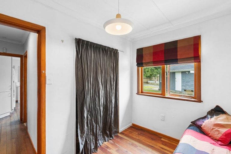 Photo of property in 78 Kirk Street, Otaki, 5512