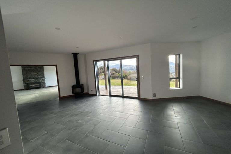 Photo of property in 19 Matheson Crescent, Albert Town, Wanaka, 9305