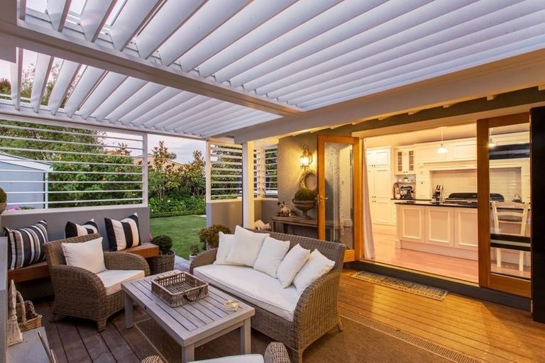 Photo of property in 75 Fisher Avenue, Beckenham, Christchurch, 8023