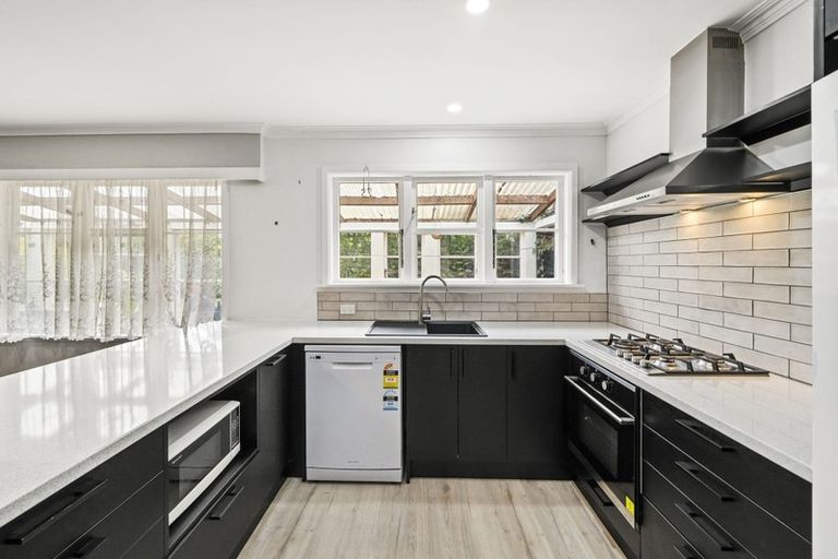 Photo of property in 84 Korokoro Road, Korokoro, Lower Hutt, 5012