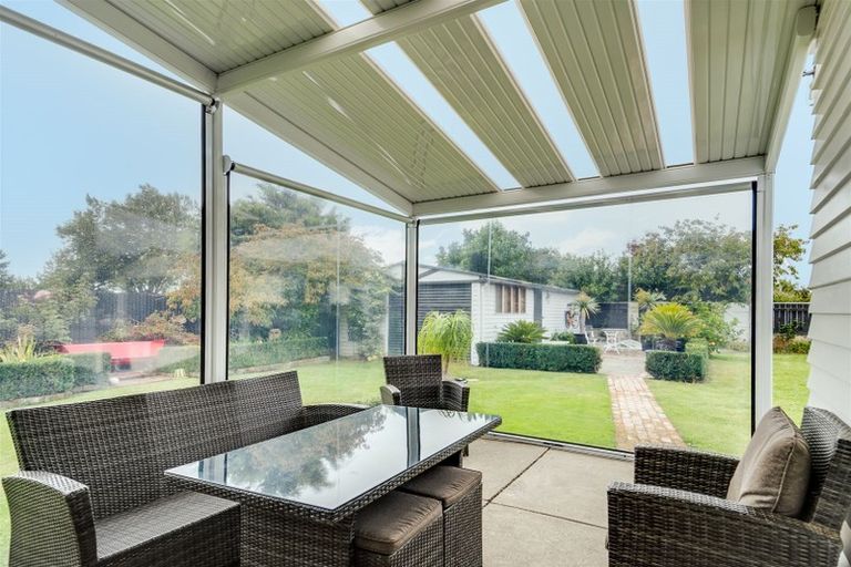 Photo of property in 130 Gloucester Street, Taradale, Napier, 4112