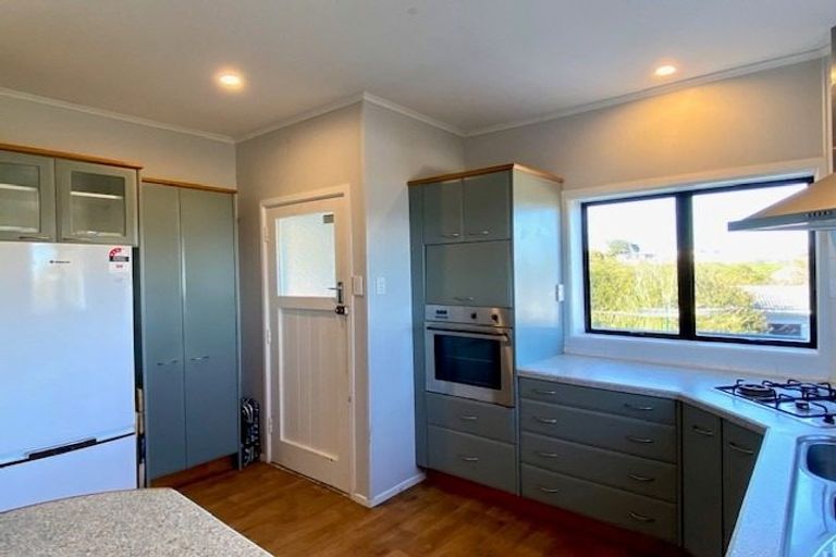 Photo of property in 2 Williams Crescent, Maketu, Te Puke, 3189