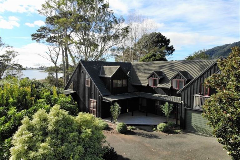 Photo of property in 102 Tangiteroria Lane, Pauanui, Hikuai, 3579