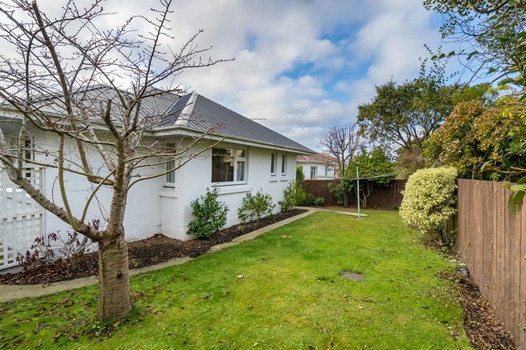 Photo of property in 131 Eglinton Road, Mornington, Dunedin, 9011