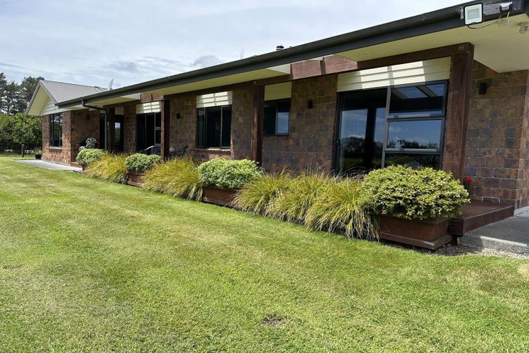 Photo of property in 114 Golf Links Road, Ruatapu, Hokitika, 7883