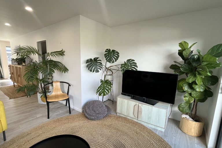 Photo of property in 94d Bay Street, Red Beach, 0932