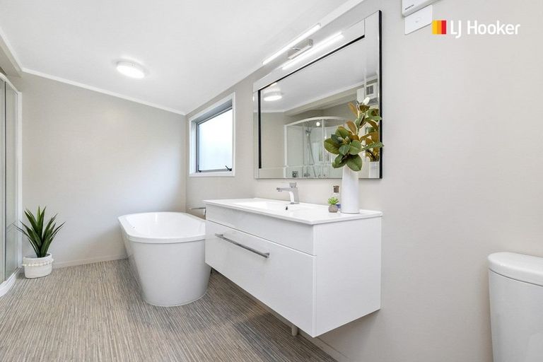 Photo of property in 140 Doon Street, Waverley, Dunedin, 9013