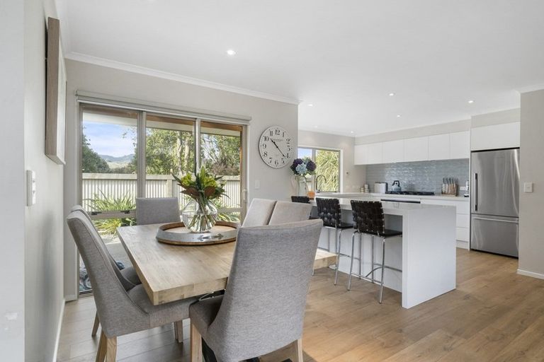 Photo of property in 218 Mazengarb Road, Paraparaumu, 5032