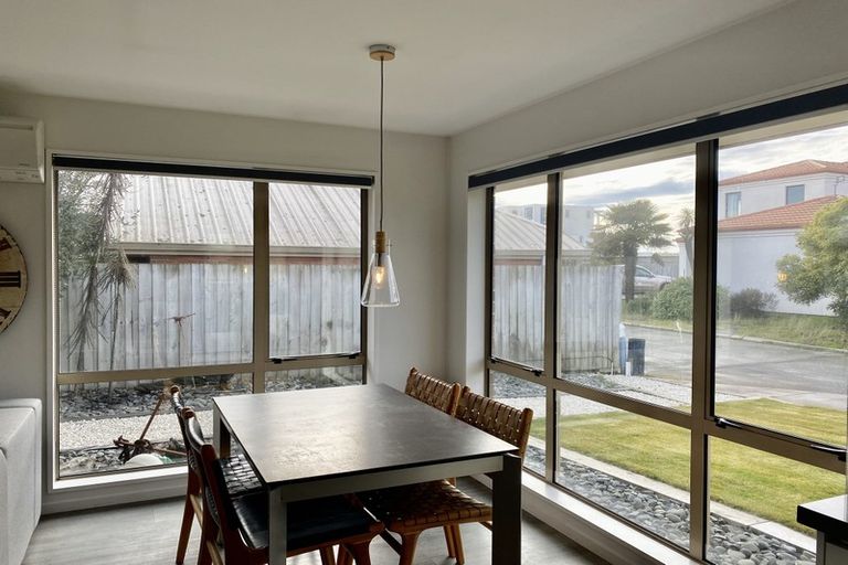 Photo of property in 16 Cockle Lane, Waimairi Beach, Christchurch, 8083