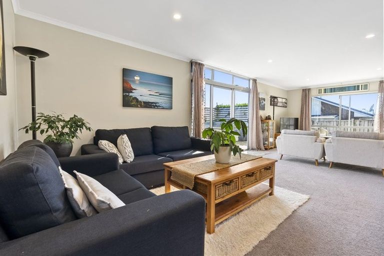 Photo of property in 46 Dillon Drive, Bell Block, New Plymouth, 4312