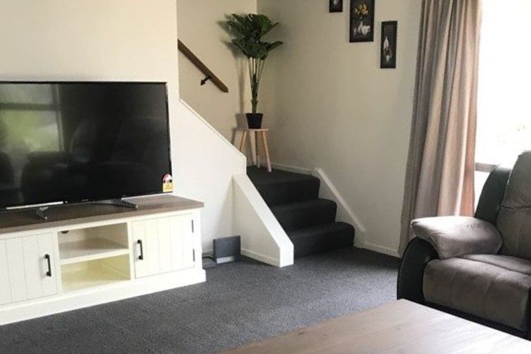 Photo of property in 5 Appleton Place, Karori, Wellington, 6012