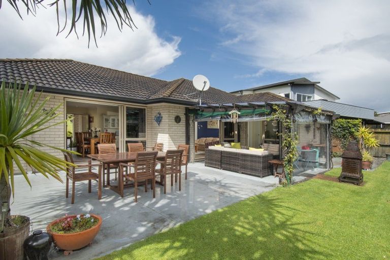 Photo of property in 10 Haden Place, Omokoroa, 3114