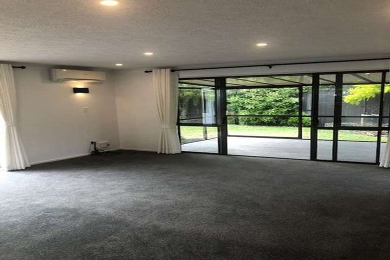 Photo of property in 1/40 Bay View Road, Moncks Bay, Christchurch, 8081